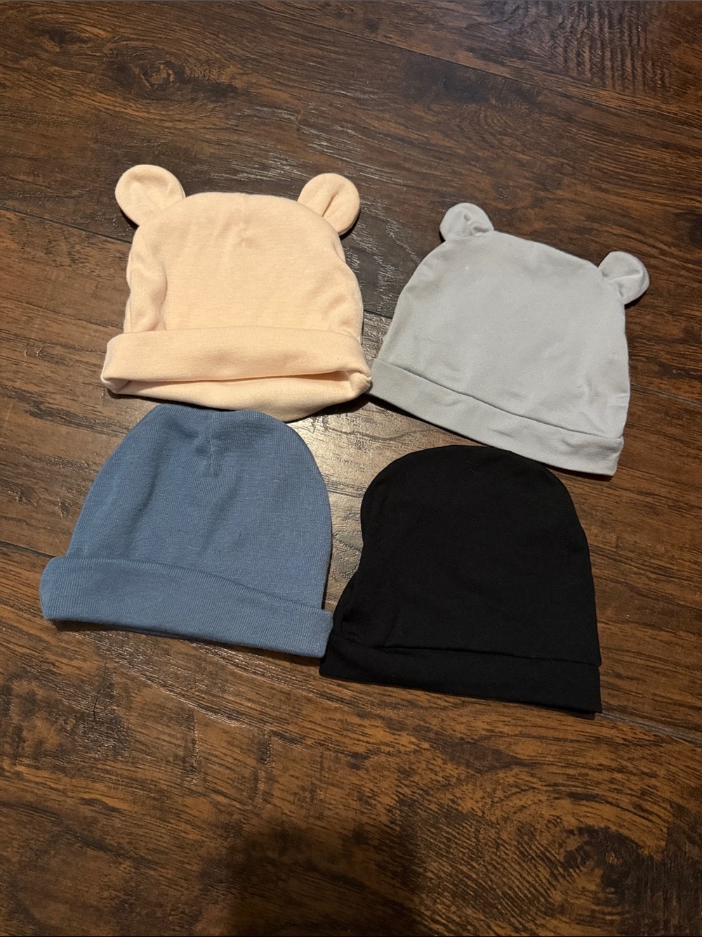 Baby Newborn Hats x4